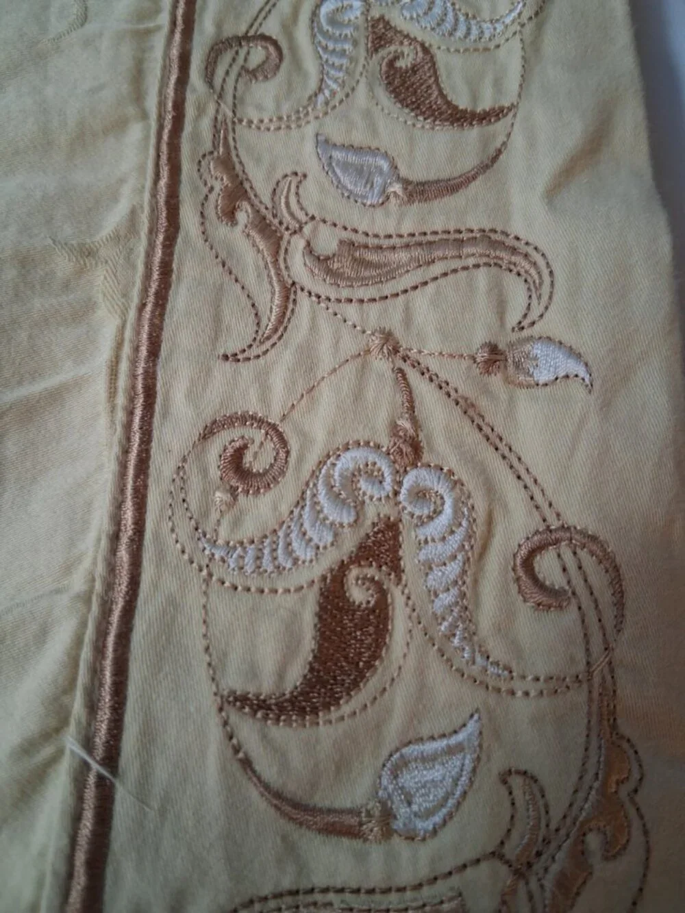 Chris Madden JCPenney 100% Cotton Embroidered Pillow Sham 42